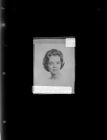 Linda Graham Harris - Engagement (1 Negative), October 28 - 29, 1964 [Sleeve 63, Folder b, Box 34]